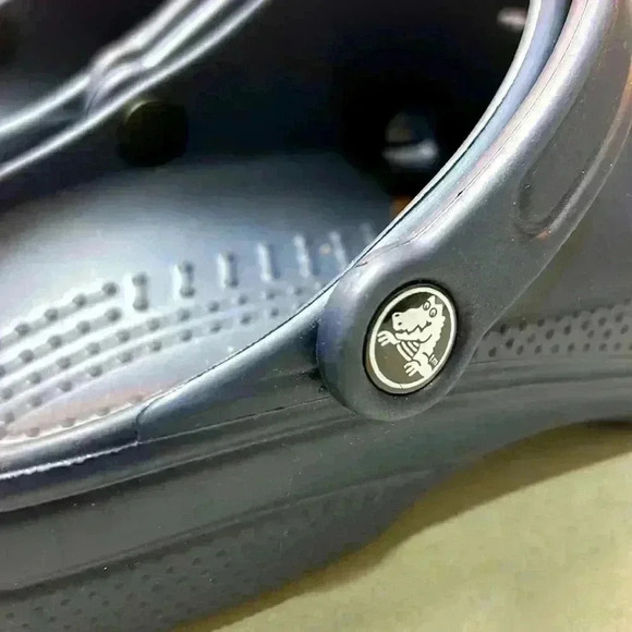 Crocs Classic Clog Navy Blue Unisex Women's Size 9 Men's Size 11 Light Feet Shoe - Picture 3 of 7